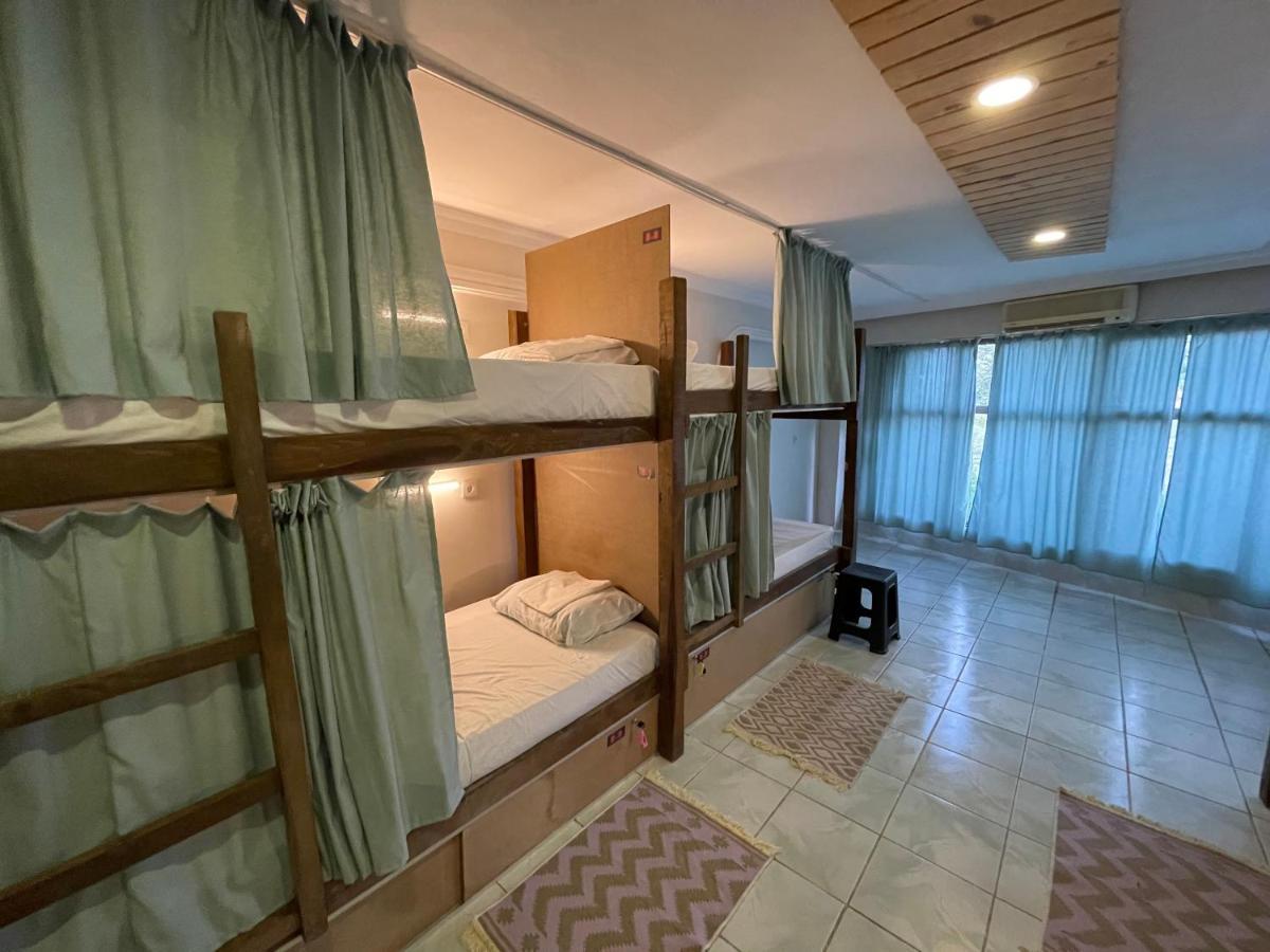 Camp&Hostel Antalya Exteriör bild